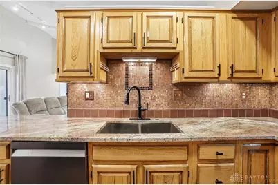6071 N Quinella Way, Centerville, OH 45459 - Photo 21