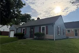 1402 Shaftesbury Rd, Dayton, OH 45406 - Photo 3
