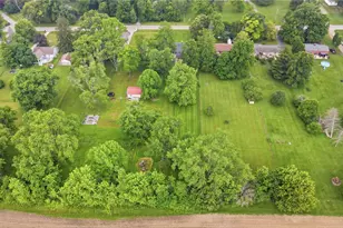 316 S Tecumseh Rd, Bethel Twp, OH 45506 - Photo 5