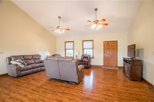 6680 Jordan Rd, Lewisburg, OH 45338 - Photo 7