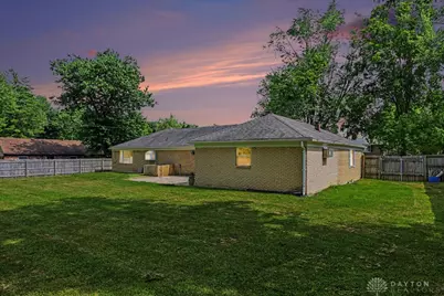 907 Debbie Court, Clayton, OH 45415 - Photo 25