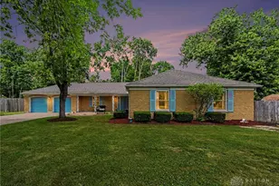 907 Debbie Ct, Clayton, OH 45415 - Photo 1