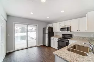 2436 Tarpon Bay Dr, Miamisburg, OH 45342 - Photo 5