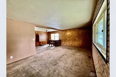 110 W Routzong Drive, Fairborn, OH 45324 - Photo 11