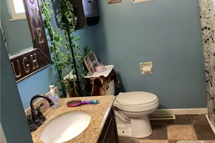 114 Shawnee St, Greenville Twp, OH 45331 - Photo 5