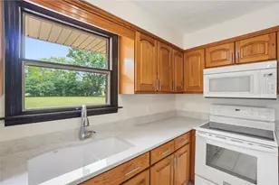 7655 Windham Rd, Bethel Twp, OH 45371 - Photo 21