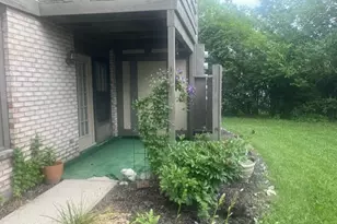 7765 Brams Hill Dr, Washington Twp, OH 45459 - Photo 3
