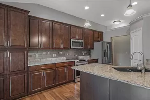 4049 Spicebush Dr, Tipp City, OH 45371 - Photo 9