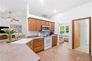332 Skinner Dr, Trotwood, OH 45426 - Photo 13