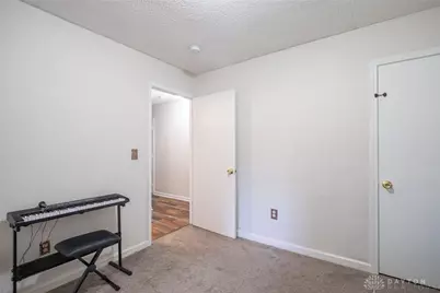 4381 Silverberry Avenue, Dayton, OH 45424 - Photo 9