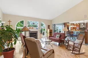 12196 Kilbride Dr, Cincinnati, OH 45251 - Photo 9