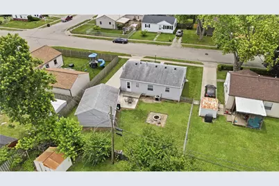 187 Pat Lane, Fairborn, OH 45324 - Photo 5