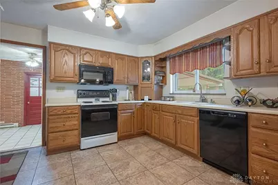 7651 Peters Pike, Butler Twp, OH 45414 - Photo 11