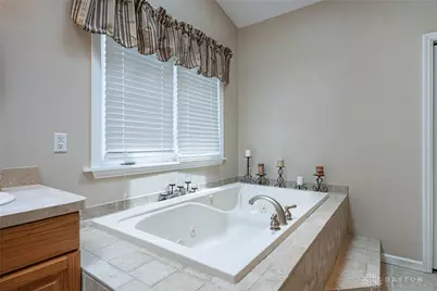 7651 Peters Pike, Butler Twp, OH 45414 - Photo 23