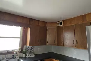 941 E Elm St, Union City, OH 45390 - Photo 9
