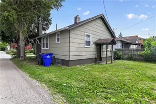 2369 Emerson Ave, Dayton, OH 45406 - Photo 3