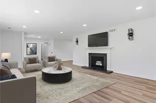 801 Southford Ave, Washington Twp, OH 45429 - Photo 9