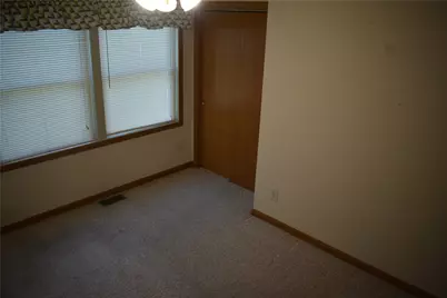 2284 Katherine Boulevard, Bethel Twp, OH 45341 - Photo 13