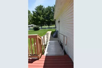 2284 Katherine Boulevard, Bethel Twp, OH 45341 - Photo 51