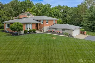 1182 Westridge Rd, Washington Twp, OH 45459 - Photo 5