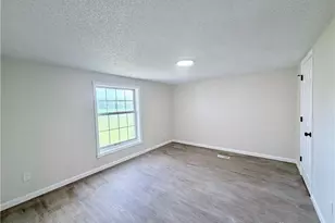 20144 Kossuth Loop Rd, Wapakoneta, OH 45895 - Photo 13