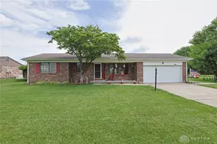 3410 Carol Ann Ln, Middletown, OH 45044 - Photo 1