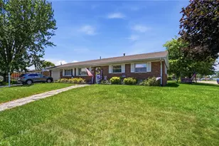 500 Beverly Dr, Piqua, OH 45356 - Photo 3