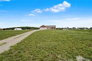 1564 Stingley Rd, Chester Township, OH 45177 - Photo 9