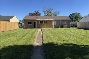 869 Foley Dr, Vandalia, OH 45377 - Photo 3