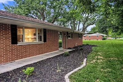 5185 David Drive, Tipp City, OH 45371 - Photo 5
