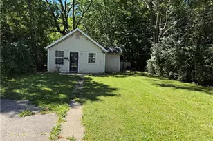 1023 Burleigh Ave, Dayton, OH 45402 - Photo 1