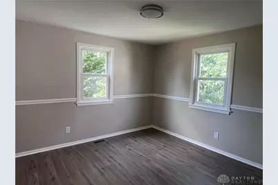 2509 Berwyck Avenue, Harrison Twp, OH 45414 - Photo 13