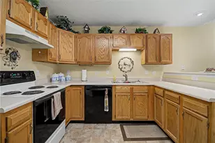 5051 Twin Lakes Cir, Clayton, OH 45315 - Photo 15