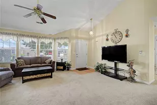 5051 Twin Lakes Cir, Clayton, OH 45315 - Photo 9