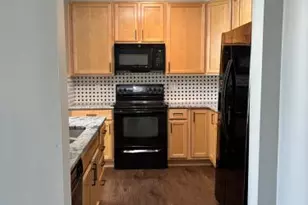 2562 King Arthur Wy, Beavercreek, OH 45431 - Photo 9