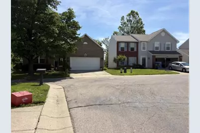 2562 King Arthur Way, Beavercreek, OH 45431 - Photo 3