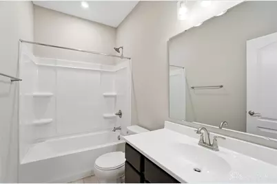 141 Kenneth Hamilton Way, Yellow Springs Vlg, OH 45387 - Photo 23
