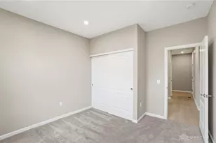 141 Kenneth Hamilton Way, Yellow Springs Vlg, OH 45387 - Photo 25