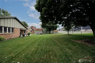 281 Scott Dr, Englewood, OH 45322 - Photo 31