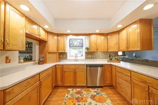 281 Scott Dr, Englewood, OH 45322 - Photo 11