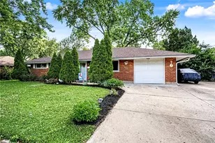 4800 Rolling St, Miami Township, OH 45439 - Photo 3