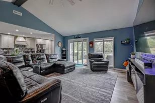 137 S Waynesville Rd, Oregonia, OH 45054 - Photo 13