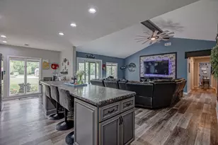 137 S Waynesville Rd, Oregonia, OH 45054 - Photo 15