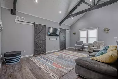 137 S Waynesville Road, Oregonia, OH 45054 - Photo 5