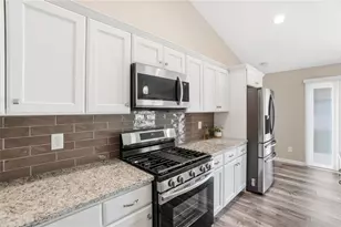 1214 Redbud Cir, Germantown, OH 45327 - Photo 13