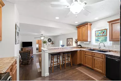 8277 Meadowlark Drive, Franklin, OH 45005 - Photo 13