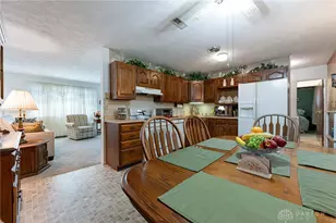 837 Colorado Dr, Xenia, OH 45385 - Photo 5