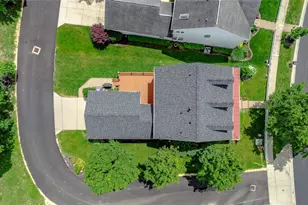 9679 Olde Georgetown, Centerville, OH 45458 - Photo 37