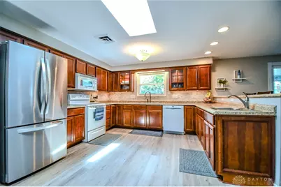 2517 Banyon Drive, Beavercreek, OH 45431 - Photo 17