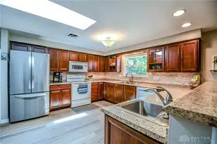 2517 Banyon Dr, Beavercreek, OH 45431 - Photo 17